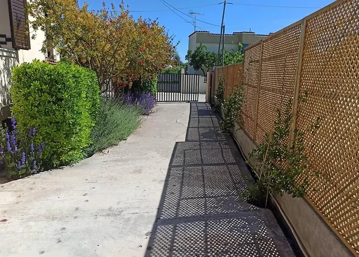 Casa de Férias Spacious With Big Yard And Fireplace